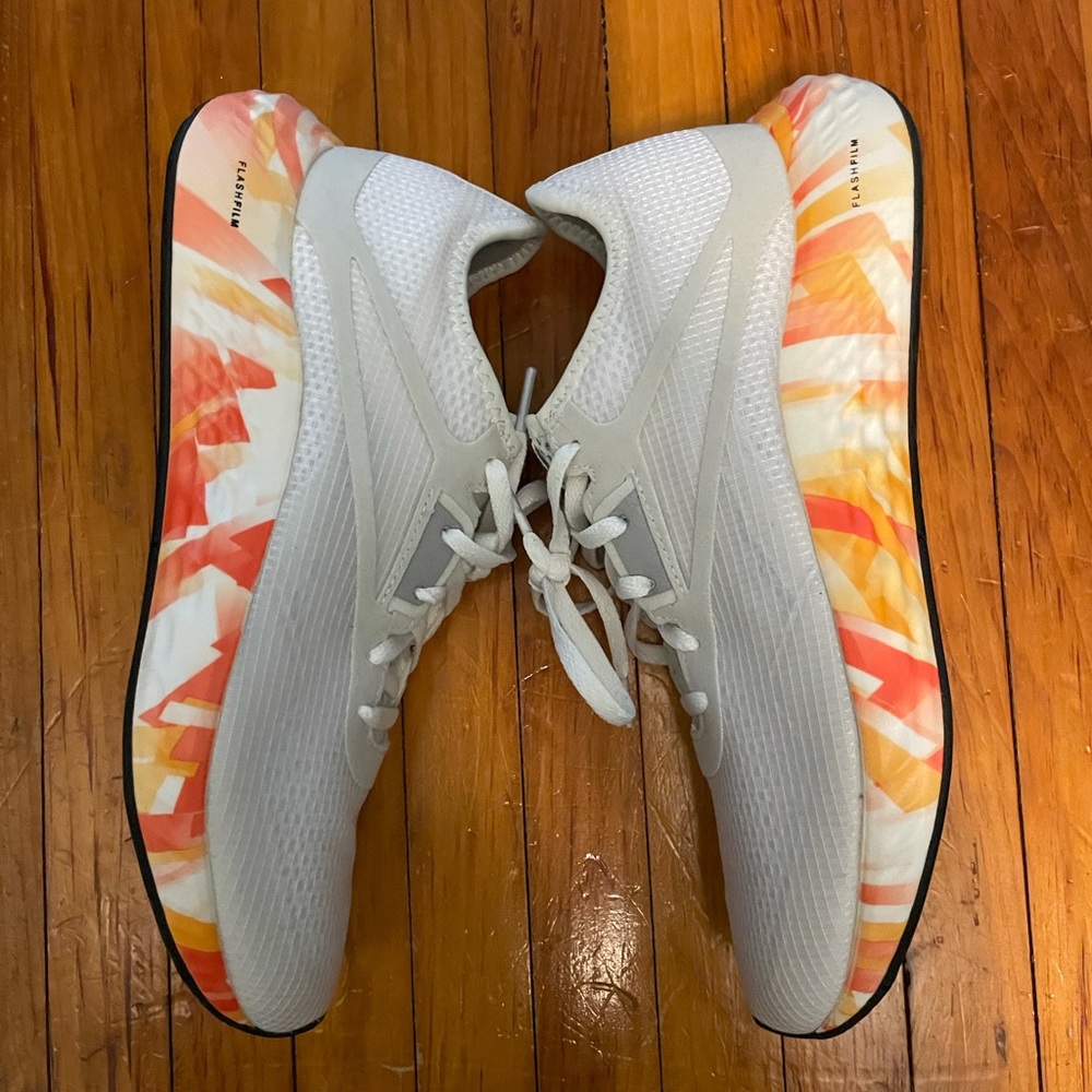 Women’s Reebok flashfilm sneakers size 7.5